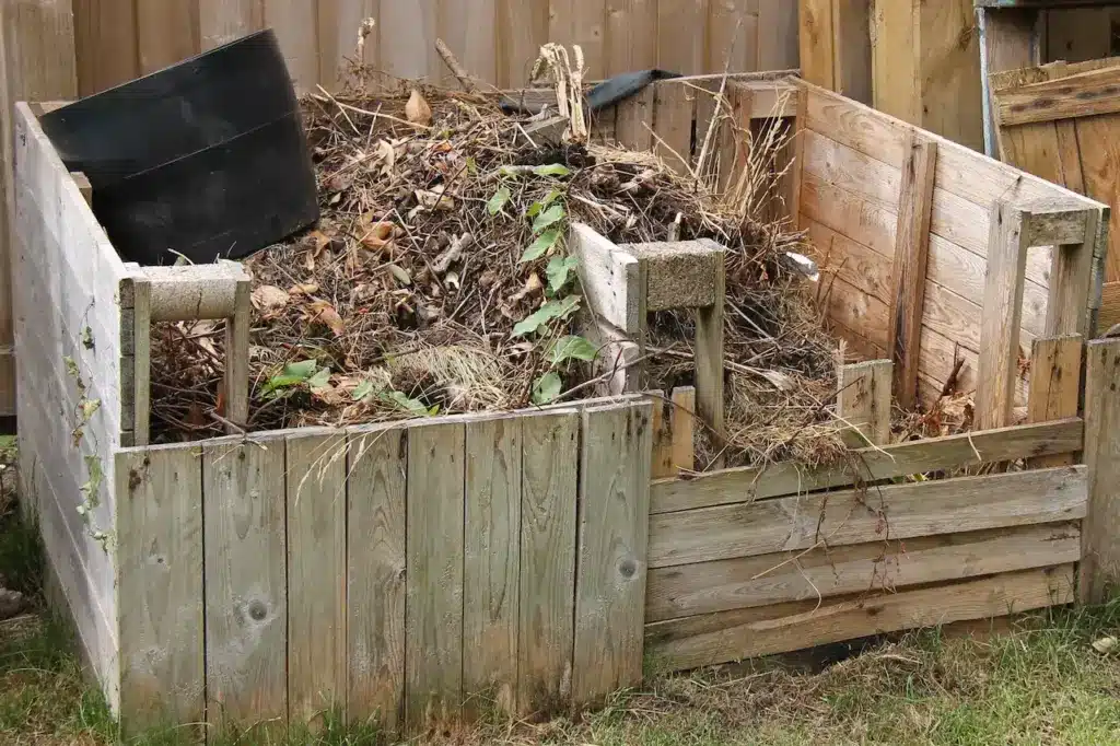 Compost Bin Shipping Pallets 